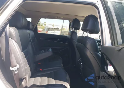 2017 Kia Sorento Sx/Sx Limited z USA, uszkodzony, nr VIN 5XYPKDA55HG256554